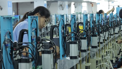 超聲波焊接機(jī)在泡罩包裝焊接中的應(yīng)用、挑戰(zhàn)與應(yīng)對(duì)策略